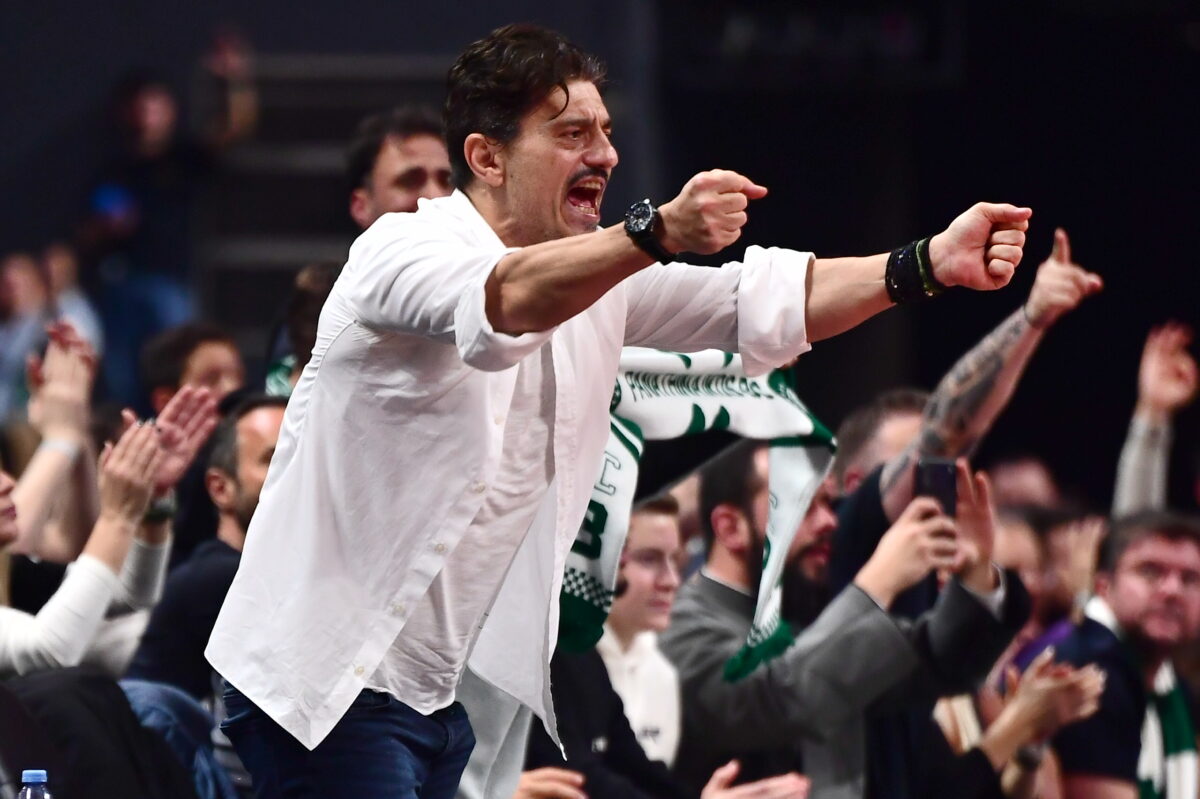 Ο Ολυμπιακός απαιτεί νέα ποινή για τον Δημήτρη Γιαννακόπουλο μετά το ντέρμπι με τον Παναθηναϊκό στην GBL