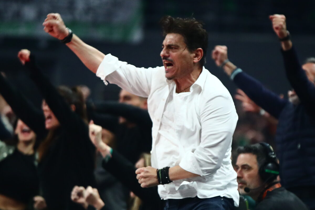 Ο Δημήτρης Γιαννακόπουλος προκάλεσε με ερωτήματα για τη Χαλυβουργική: «Αν θέλετε να χορέψουμε, ας χορέψουμε»