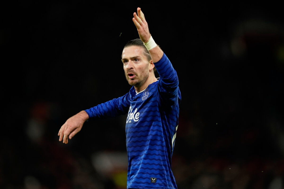 Ο Γκρίλις σε άθλια κατάσταση σε κλαμπ του Μάντσεστερ: Μέθυσε και κοιμήθηκε στην καρέκλα του