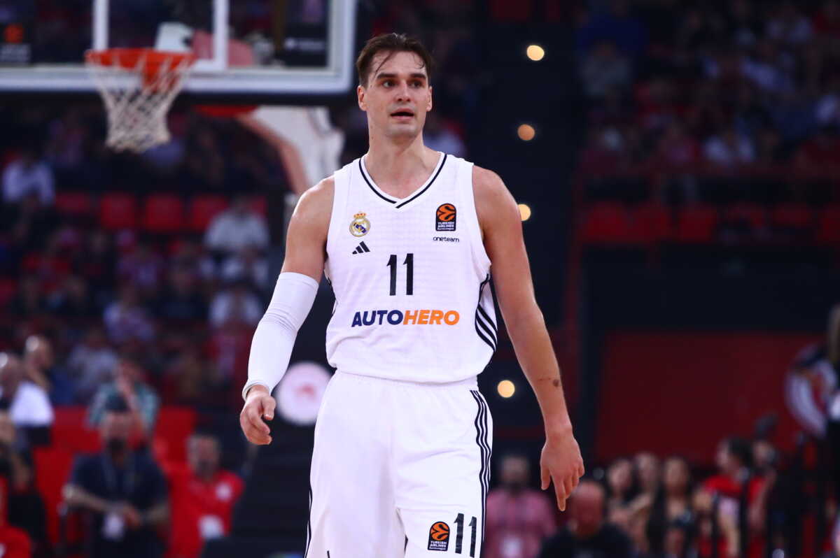 Ρεάλ Μαδρίτης – Χάποελ Τελ Αβίβ 86-82: «Λύγισε» στο τέλος αλλά πέτυχε το 1-0 στα πλέι οφ της Euroleague η «Βασίλισσα»