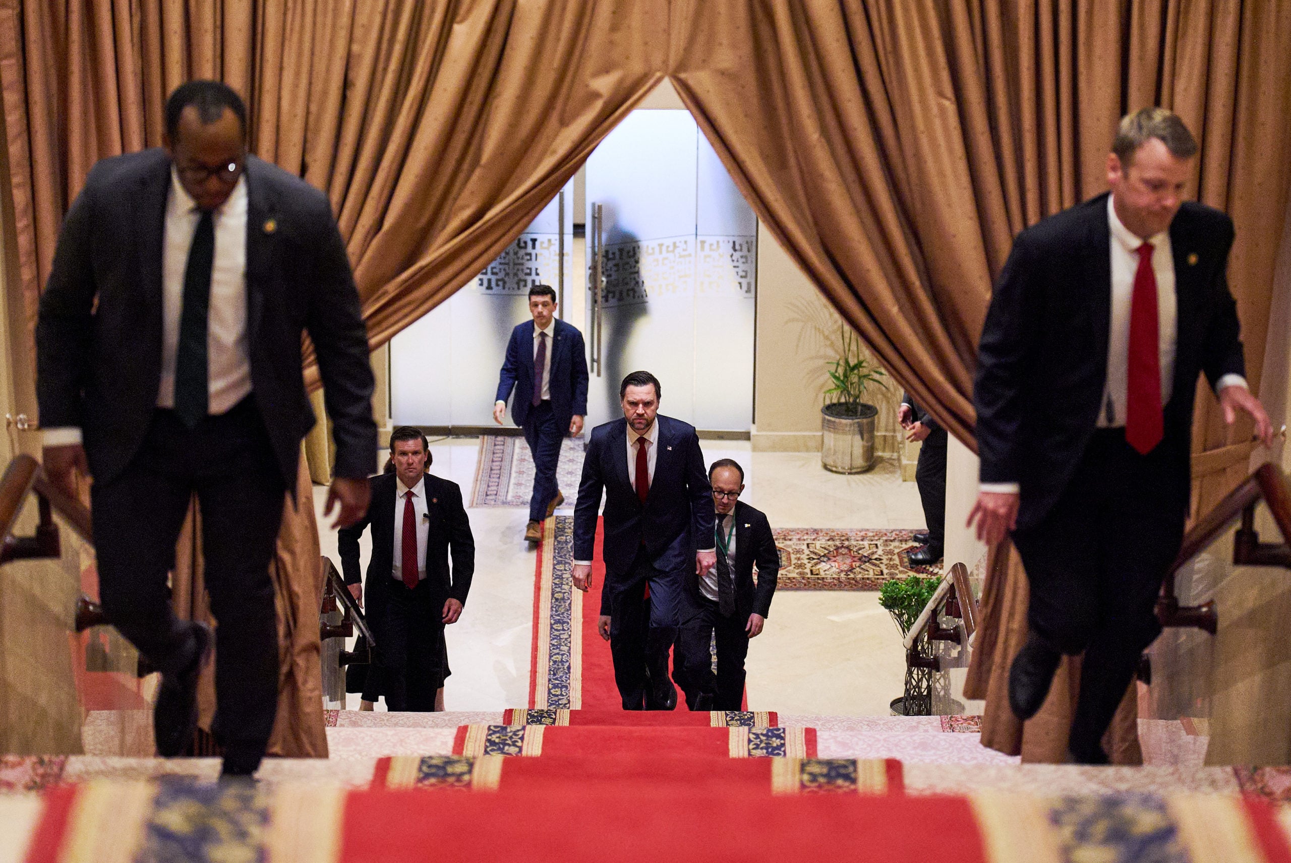 Ισλαμαμπάντ: Άνοιξε νέος κύκλος διαπραγματεύσεων Ιράν-ΗΠΑ