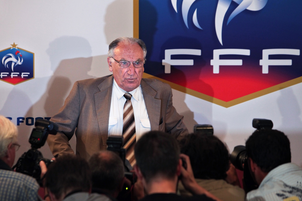 Ζαν-Πιερ Εσκαλέτ: Έφυγε από τη ζωή στα 90 του ο πρώην πρόεδρος της γαλλικής Ποδοσφαιρικής Ομοσπονδίας