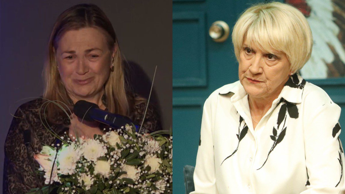Καίτη Κωνσταντίνου: Συγκλονιστική η αδερφή της στην τελετή για τον 1 χρόνο από την απώλειά της – Βίντεο