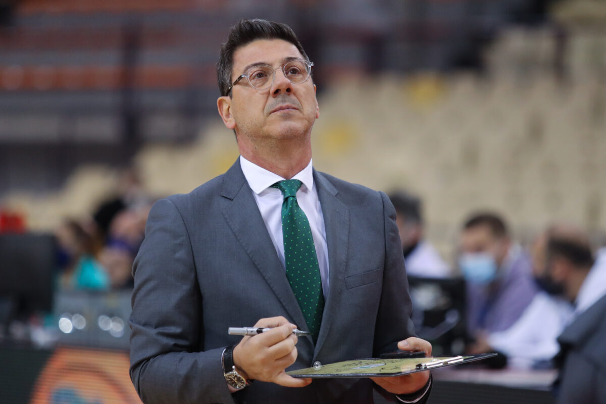 Ο Φώτης Κατσικάρης ανακοινώθηκε από την Αλ Αχλί Βεγγάζης