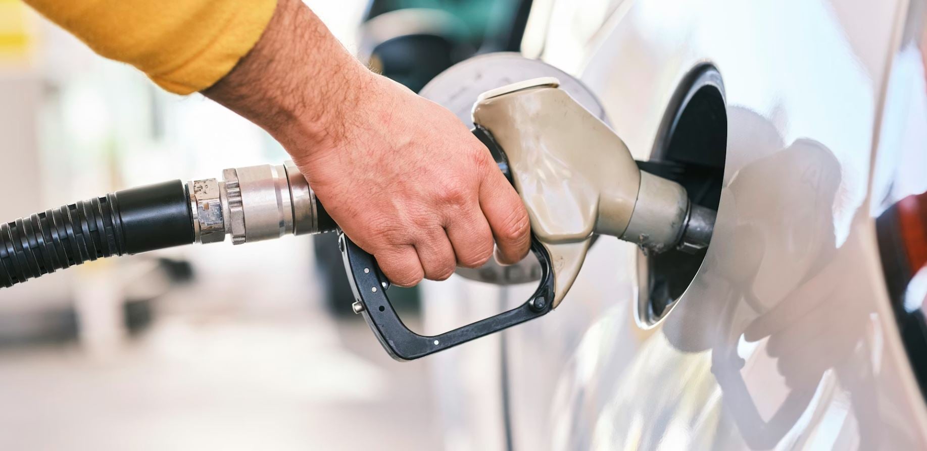 Καύσιμα: Εντατικοί έλεγχοι σε πρατήρια – Επιβλήθηκαν τα πρώτα πρόστιμα για υπέρβαση πλαφόν