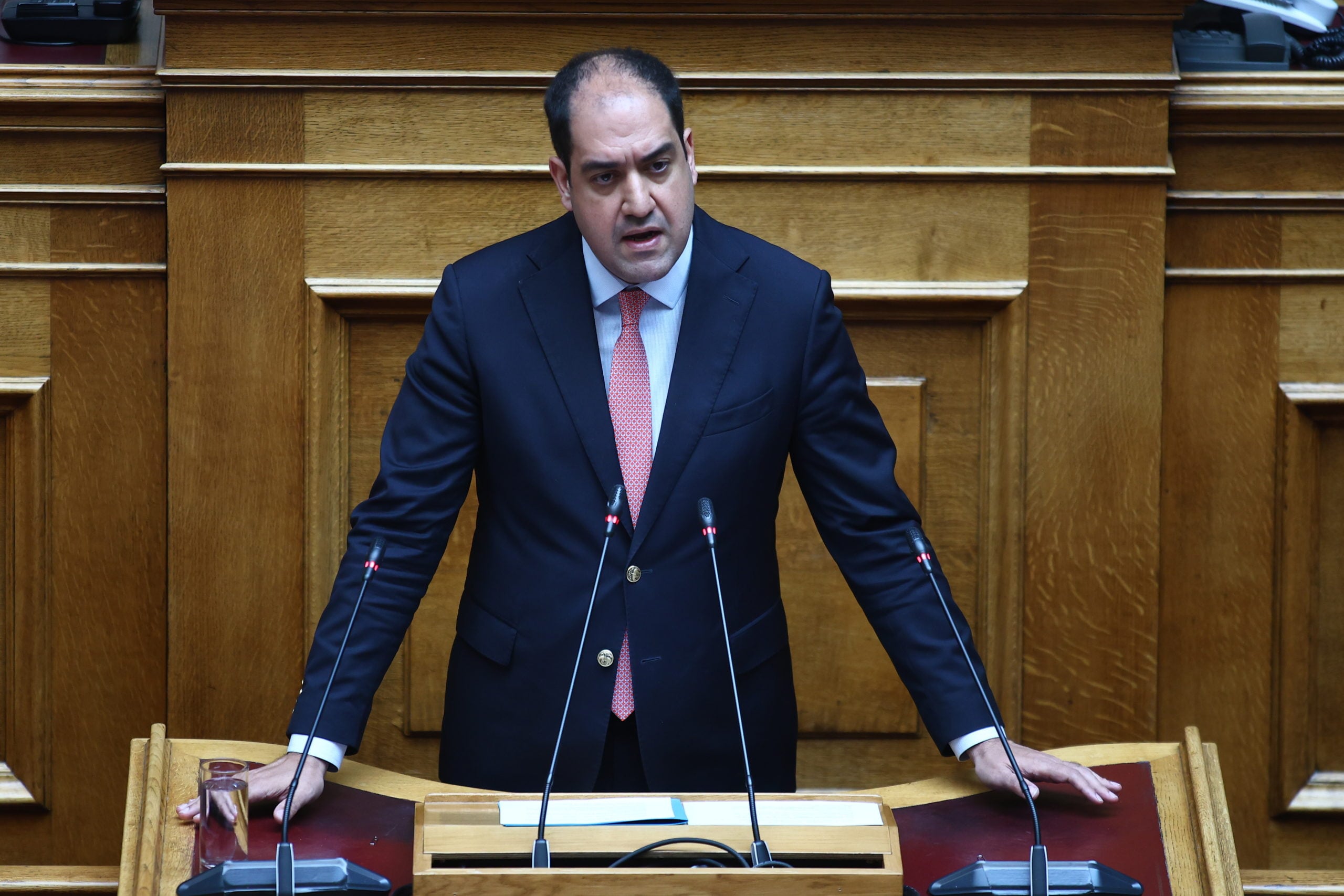 Κεφαλογιάννης στη Βουλή: Δεν διέπραξα κανένα αδίκημα – Απόλυτη διαλεύκανση κάθε υποψίας που με αφορά