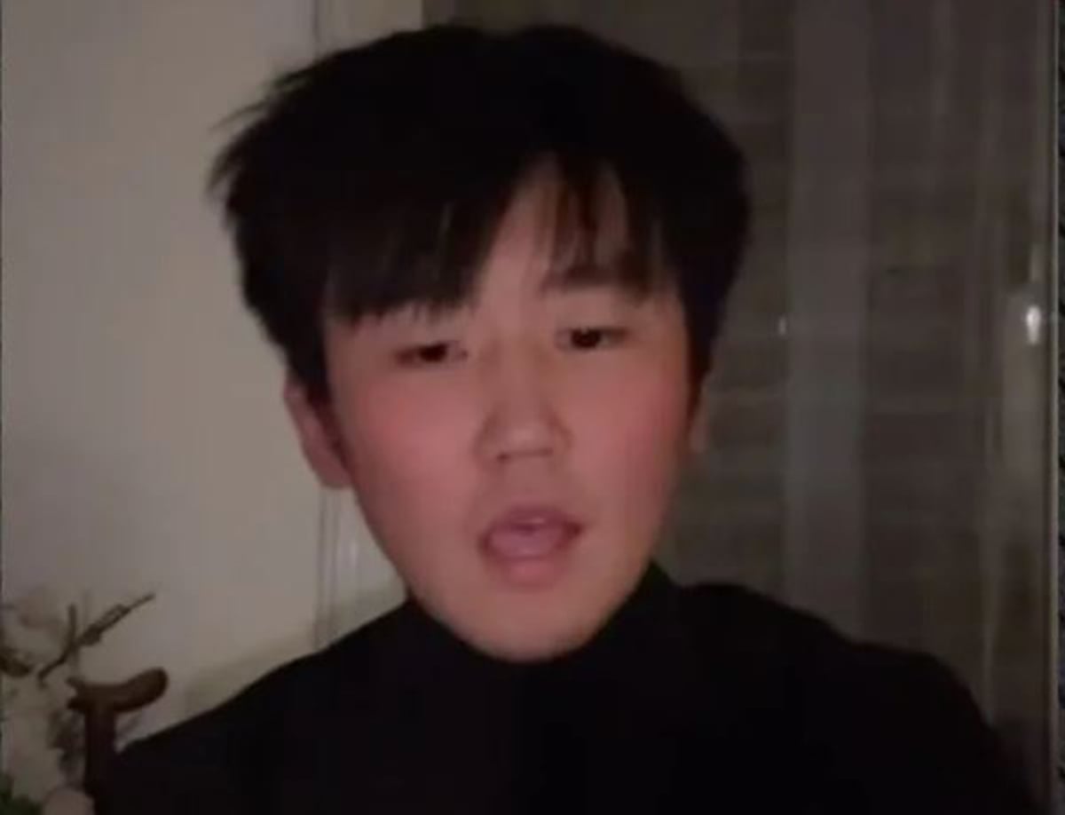 Κινέζος τραγούδησε… Παντελίδη και το αποτέλεσμα είναι απολαυστικό – Το βίντεο στο TikTok