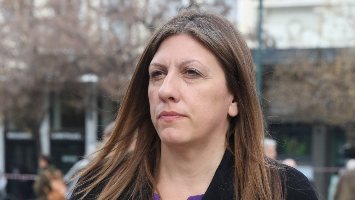 Κωνσταντοπούλου: Ξεσπά εκτός ελέγχου στη δίκη των Τεμπών – Βίντεο από την αίθουσα