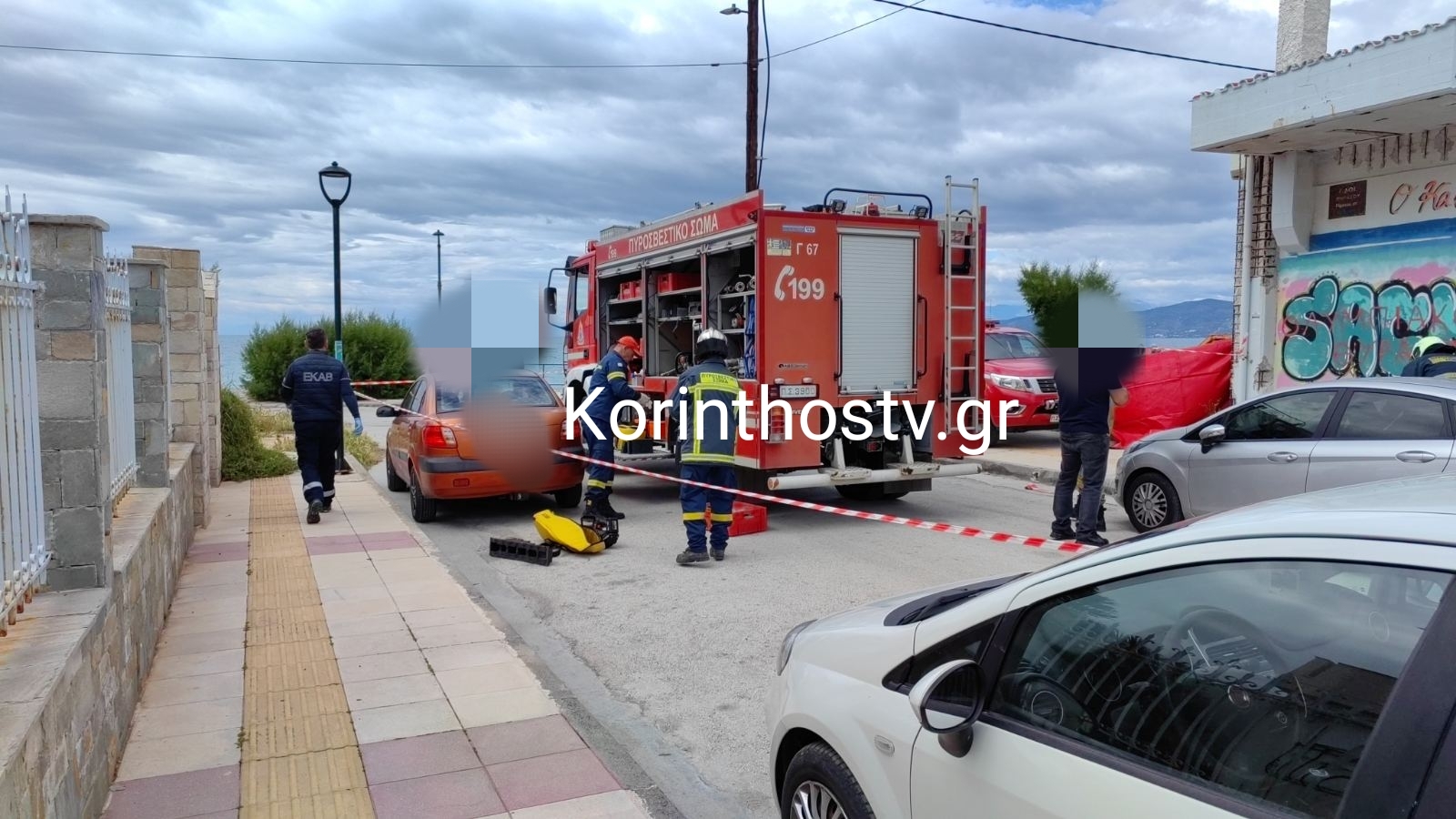 Δραματική εξέλιξη στην Κόρινθο: «Το μπαλκόνι που κατέρρευσε πάνω στη 43χρονη την πολτοποίησε, ο σύζυγος και τα τρία παιδιά τους γλίτωσαν από θαύμα» 3 Δραματική εξέλιξη στην Κόρινθο: «Το μπαλκόνι που κατέρρευσε πάνω στη 43χρονη την πολτοποίησε, ο σύζυγος και τα τρία παιδιά τους γλίτωσαν από θαύμα»