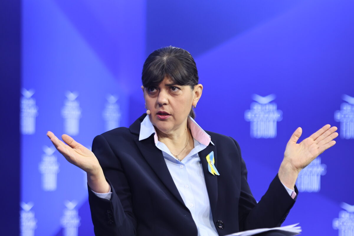 Λάουρα Κοβέσι από Δελφούς: «Καμία χώρα δεν είναι αμόλυντη, η διαφθορά είναι πανταχού παρούσα»
