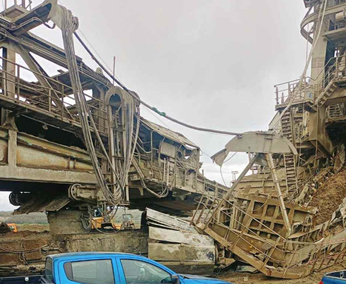 Σοβαρό εργατικό δυστύχημα στην Κοζάνη: Συρματόσχοινα βαρέος μηχανήματος καταπλάκωσαν 3 εργαζόμενους, δείτε εικόνες