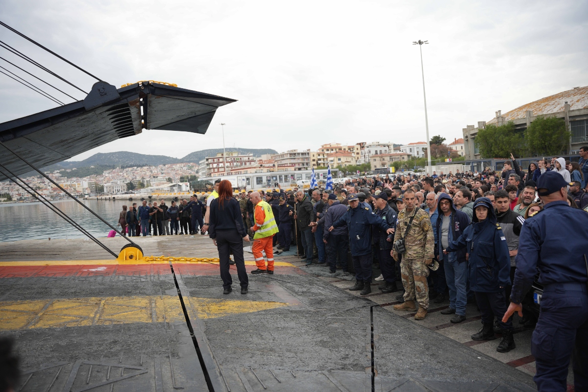 Κτηνοτρόφοι στο λιμάνι της Μυτιλήνης