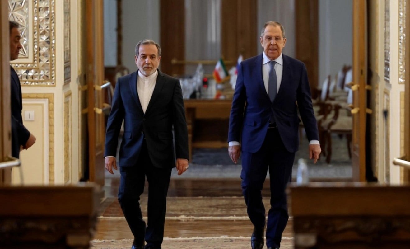 Σεργκέι Λαβρόφ προς Αμπάς Αραγτσί: Απαραίτητη η αποφυγή νέων εχθροπραξιών