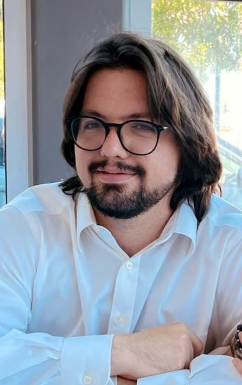 ΗΠΑ: Αίνιγμα με τον θάνατο πυρηνικού επιστήμονα της NASA – Εντοπίστηκε απανθρακωμένος στο Tesla του