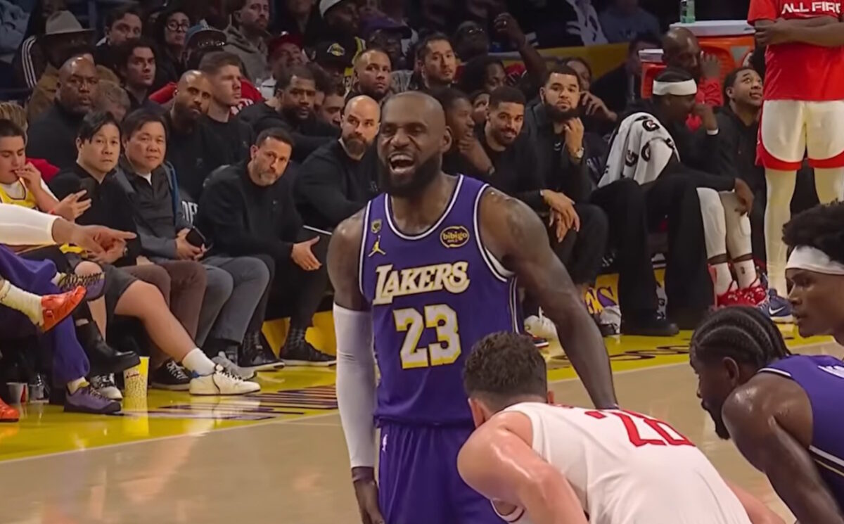 Ο Λεμπρόν Τζέιμς εξοργίστηκε με τον Αλπερέν Σενγκούν: «Εσύ μιλάς για απλό φάουλ; Είσαι γκρινιάρης»