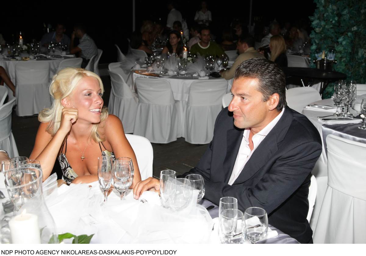 Η άγνωστη σχέση του Γιώργου Λιάγκα που κράτησε 5 χρόνια και κανείς δεν θυμάται πια 5 Έλενα Γράβεζα σχέση Γιώργου Λιάγκα