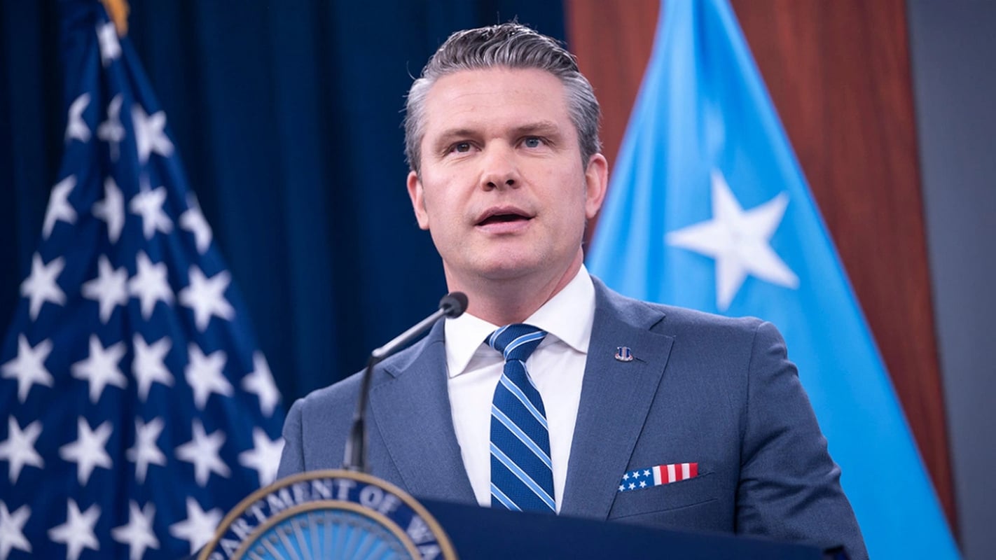 Ο Χέγκσεθ διάβασε προσευχή από το… Pulp Fiction στο Πεντάγωνο