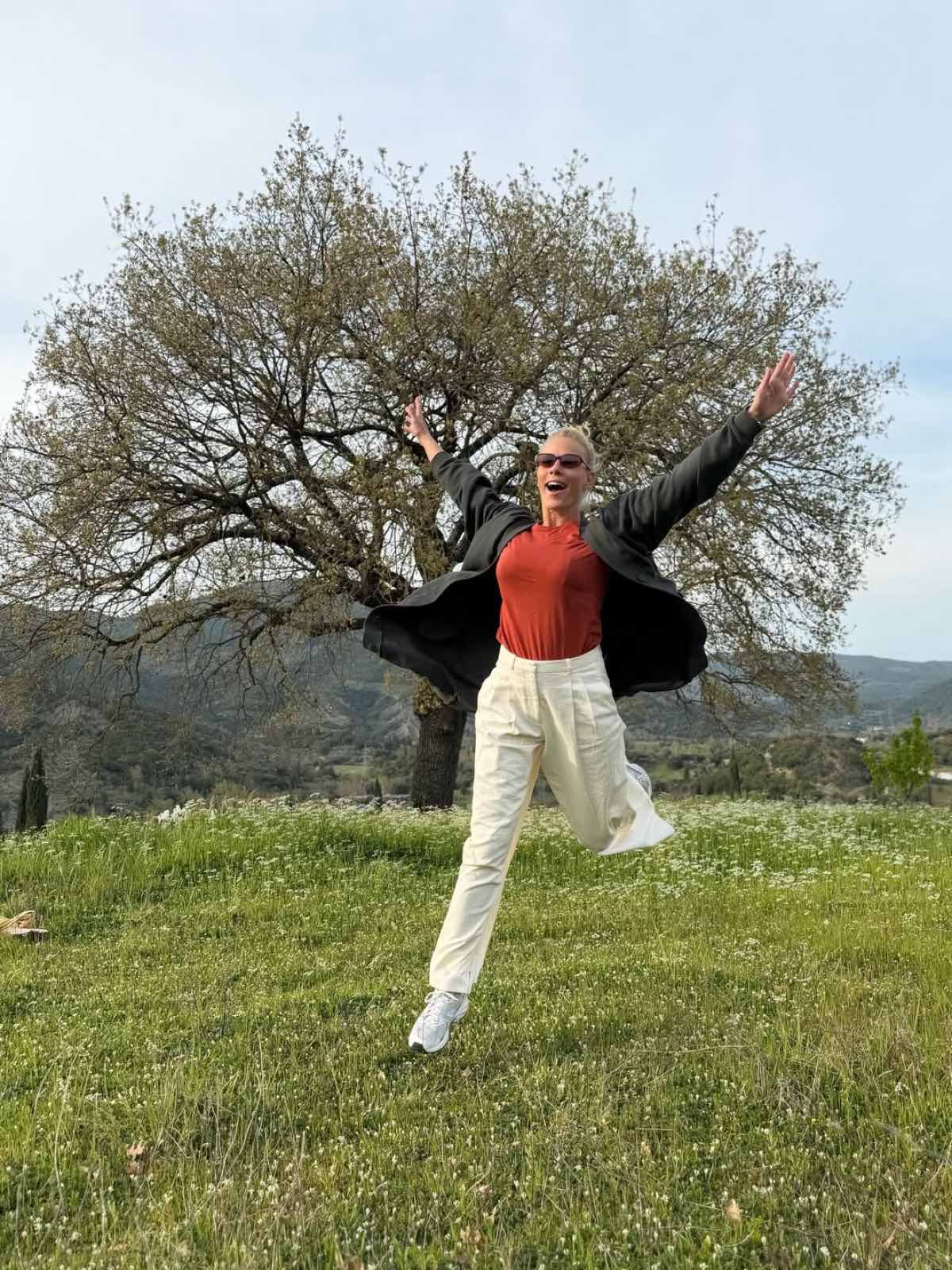 Η Ζέτα Μακρυπούλια αποκάλυψε τον τόπο καταγωγής της με μια υπέροχη φωτογραφία 14 Ζέτα Μακρυπούλια