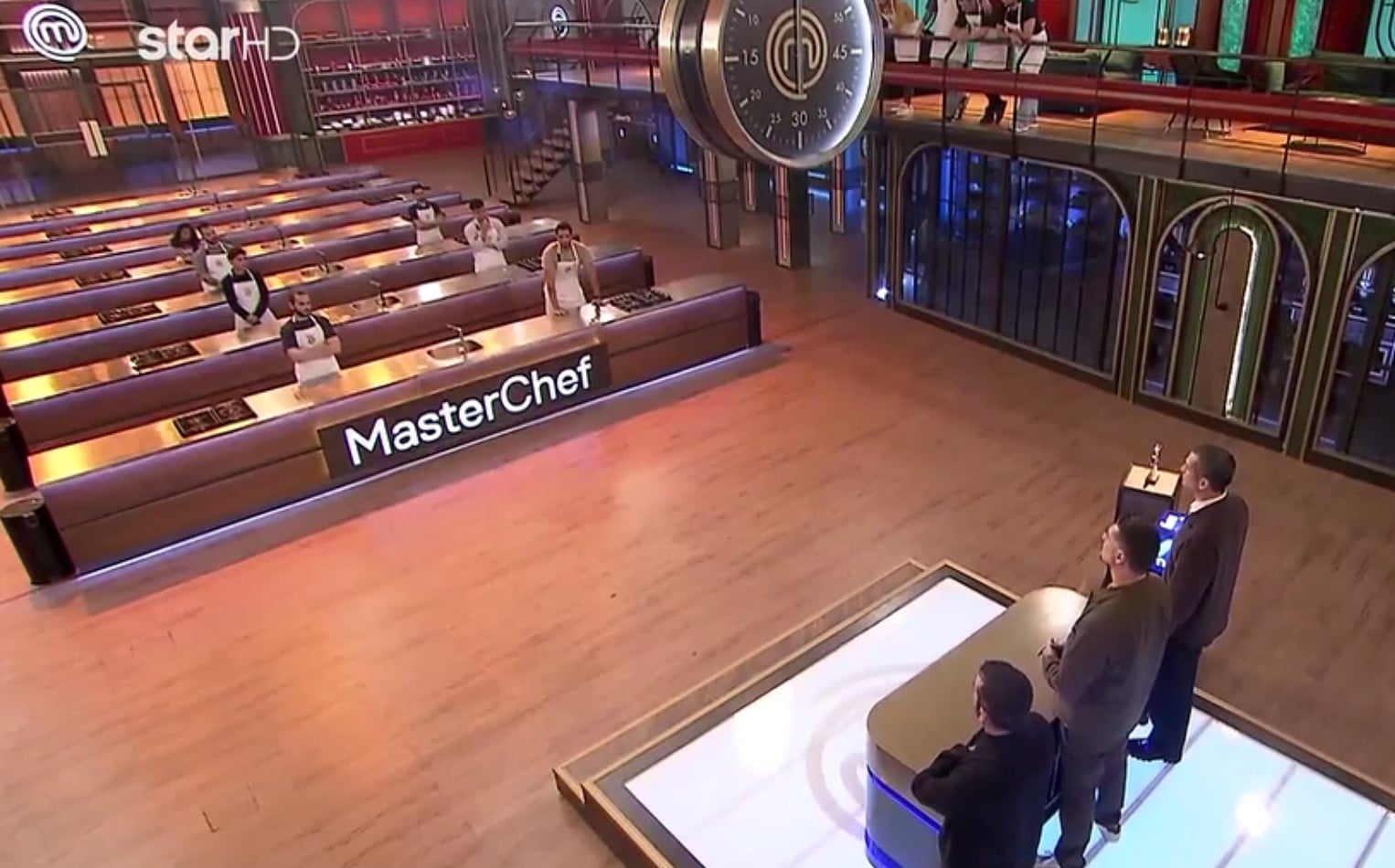 Χαμός στο MasterChef: Δύο παραιτήσεις αρχηγών σε ένα επεισόδιο – Ποιοι τους διαδέχτηκαν (Βίντεο)