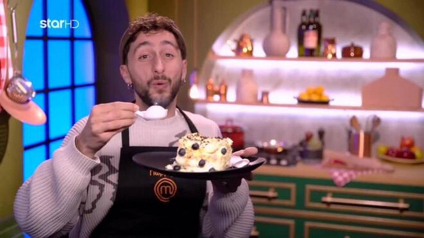 MasterChef: Ο Γιώργος έφτιαξε τούρτα για τα 10 χρόνια της εκπομπής, που «δεν πήγε τόσο καλά» – O Πέτρος πήρε την λευκή ποδιά (Βίντεο)