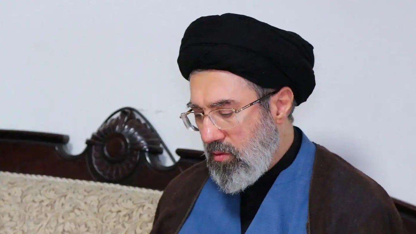 The Times: Ο Μοτζτάμπα Χαμενεΐ σε κώμα – Νοσηλεύεται με απόλυτη μυστικότητα στην Κομ