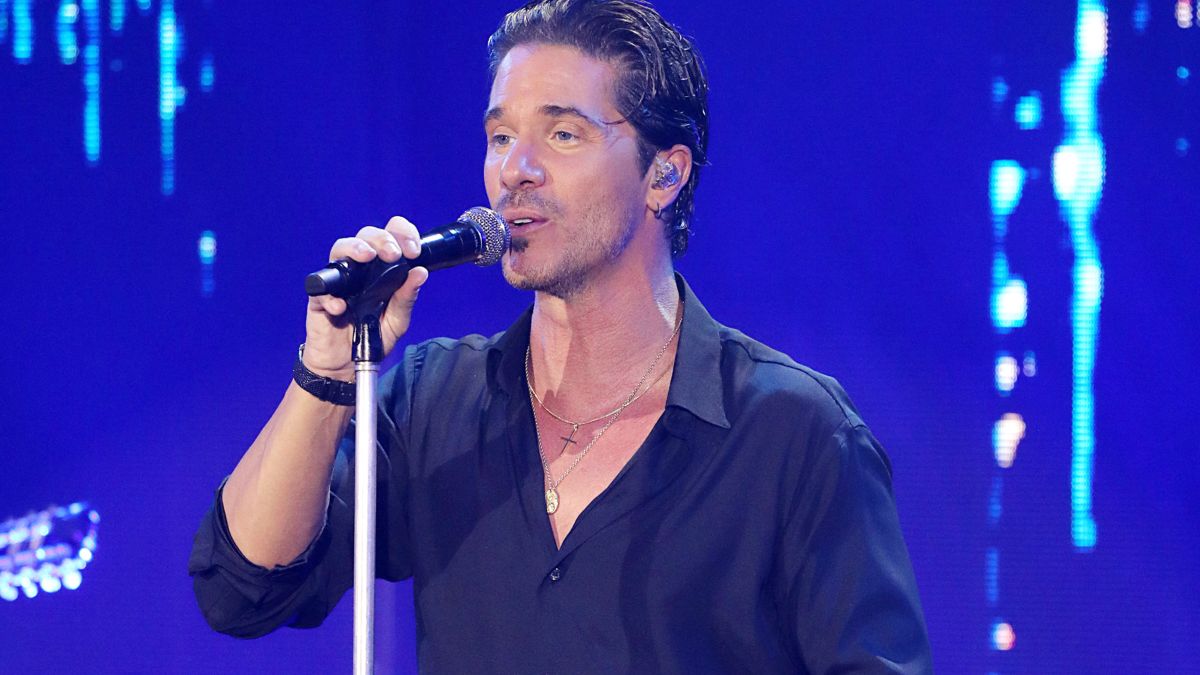 Ο Νίκος Οικονομόπουλος σε μια προσωπική αποκάλυψη για την πίστη του – Το μήνυμά του