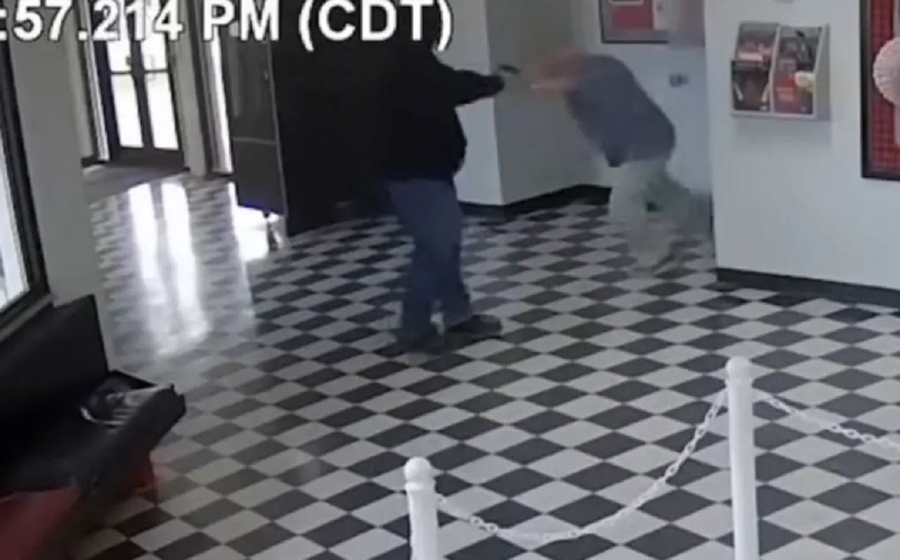 Οκλαχόμα: Διευθυντής σχολείου ακινητοποίησε ένοπλο μαθητή παρά τον τραυματισμό του – «Είχε σκοπό να σκοτώσει»
