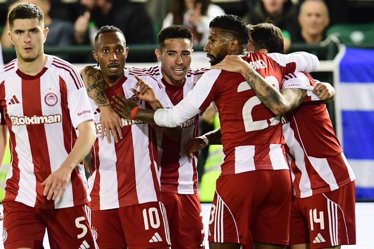 Παναθηναϊκός – Ολυμπιακός: Το μοιραίο σφάλμα του Γεντβάι και τα τέρματα των Ζέλσον Μαρτίνς και Ροντινέι για το 0-2 στη Λεωφόρο