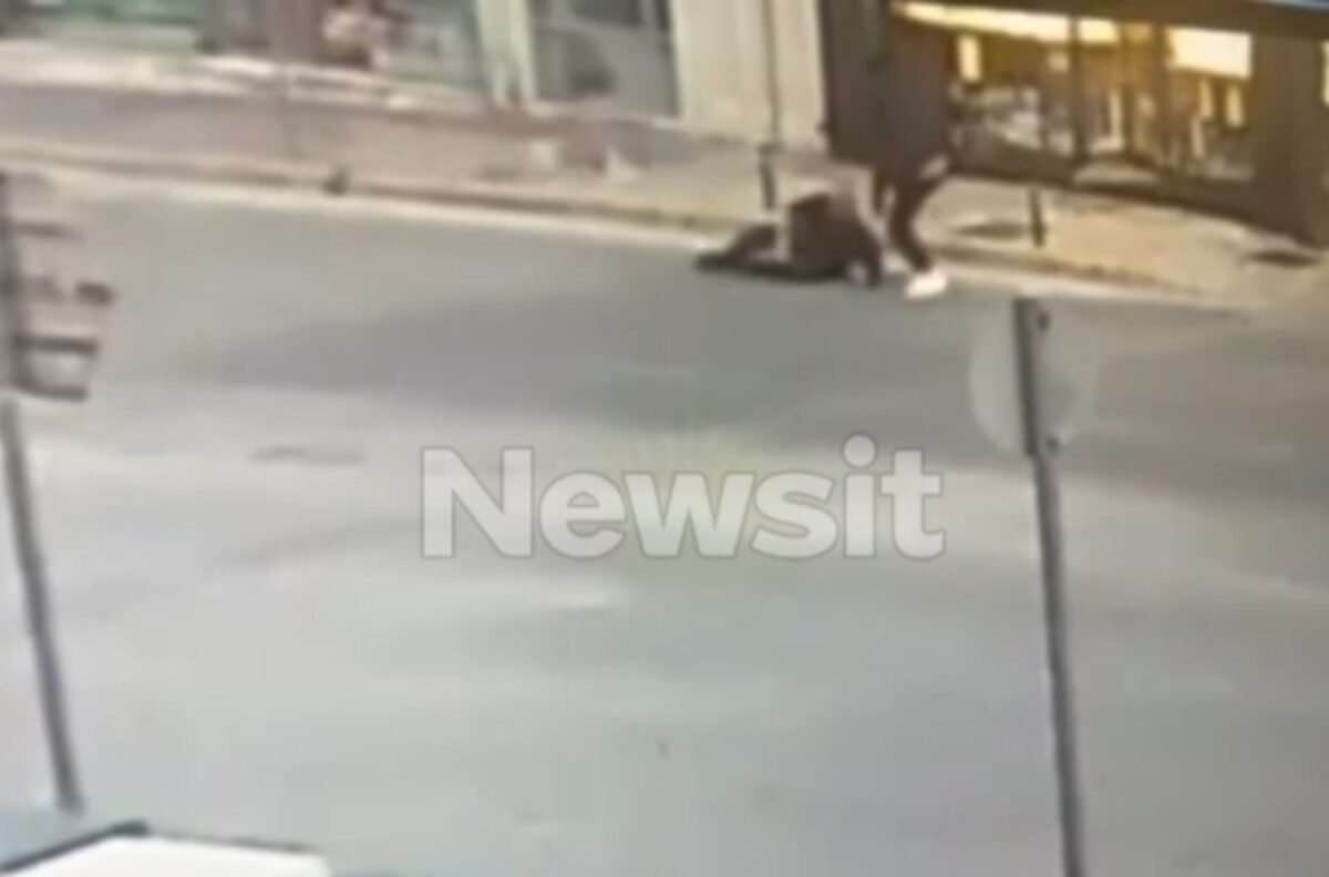 Παλλήνη: Σοκαριστικό βίντεο με τον βίαιο ξυλοδαρμό κοσμηματοπώλη για τρία ευρώ διαφορά