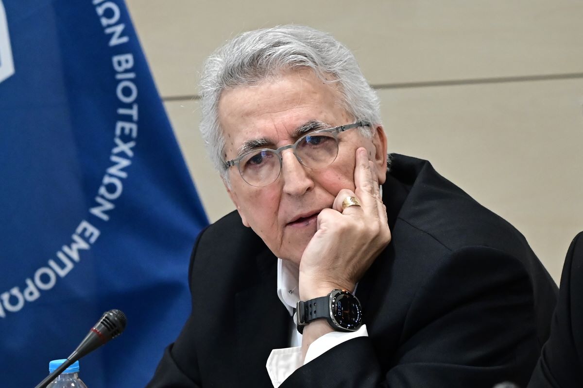 Γιάννης Παναγόπουλος: Έρευνες του ελληνικού FBI σε κατοικία και γραφείο του προέδρου της ΓΣΕΕ για υπεξαίρεση χρημάτων