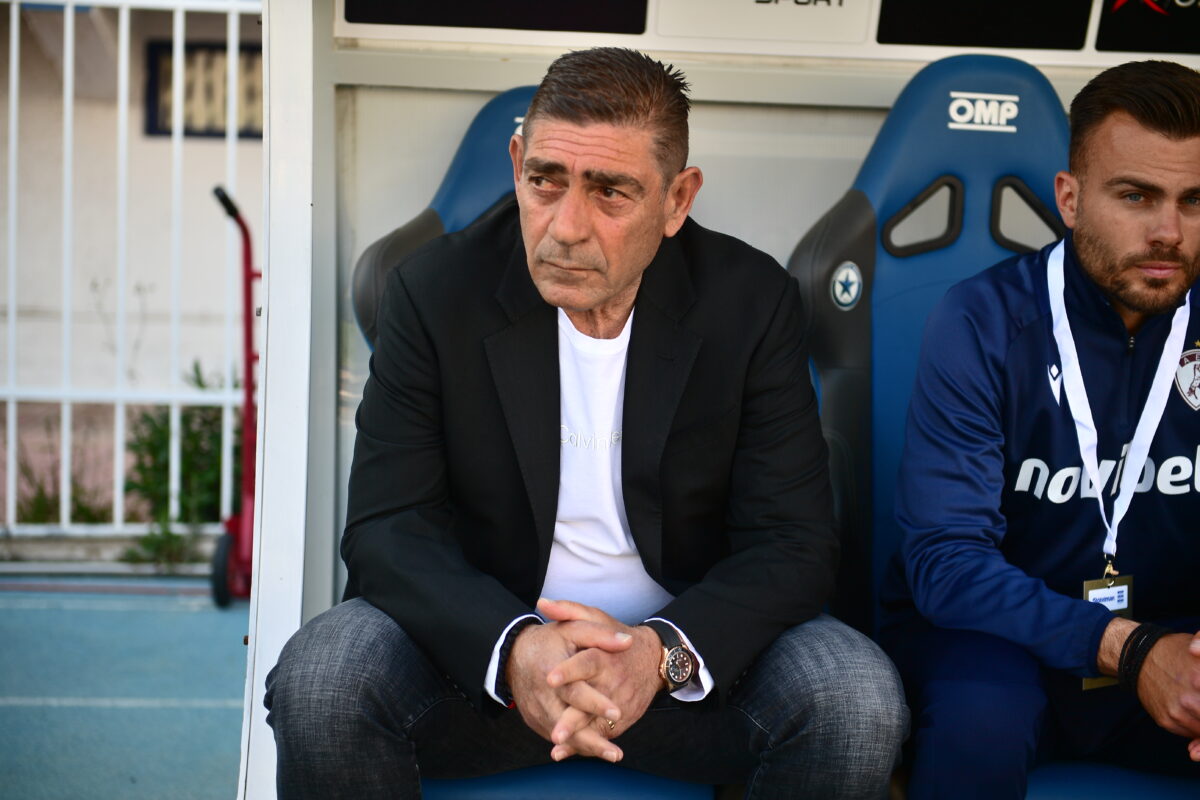 Ατρόμητος εναντίον Σάββα Παντελίδη: «Για προπονητική κατηγορίας Super League είναι ανεπαρκής»