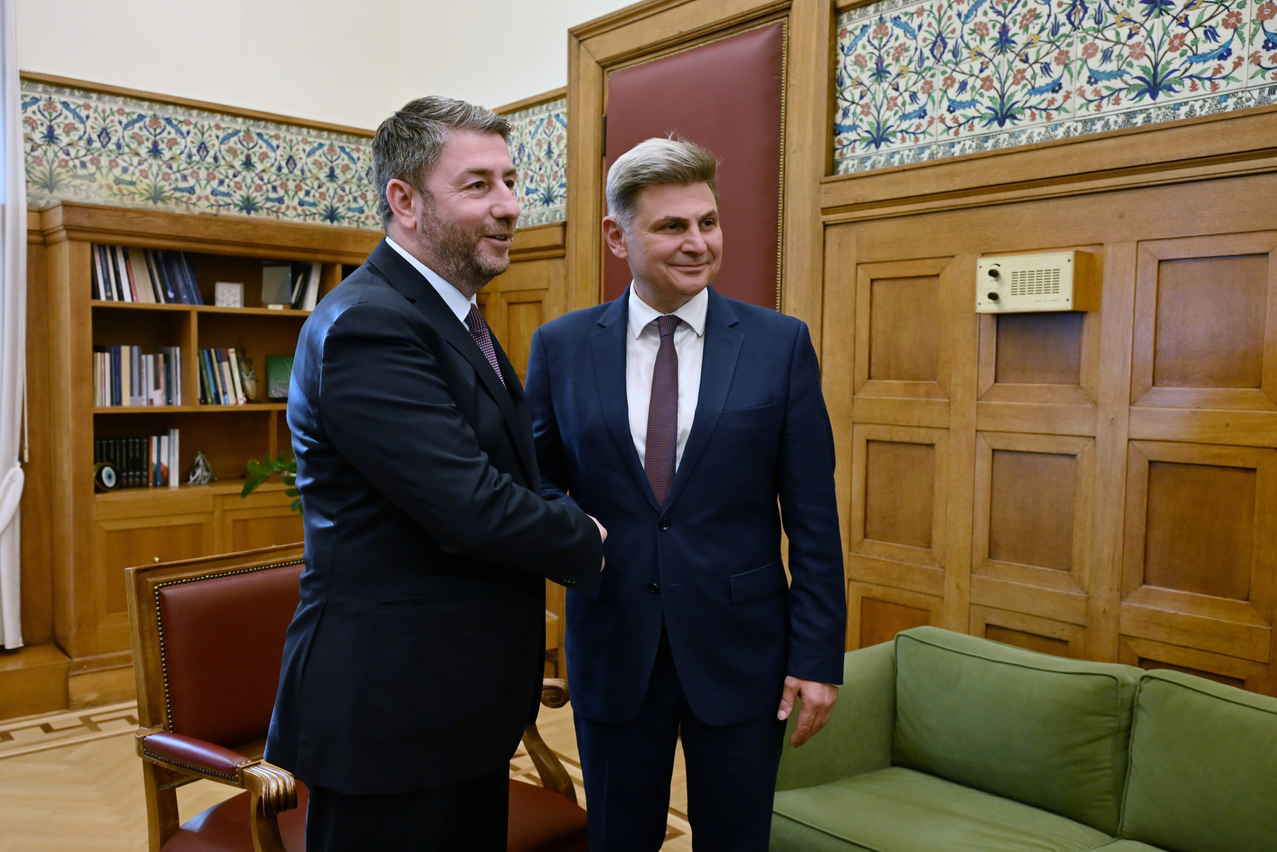 ΠΑΣΟΚ, Νίκος Φαραντούρης, Νίκος Ανδρουλάκης,