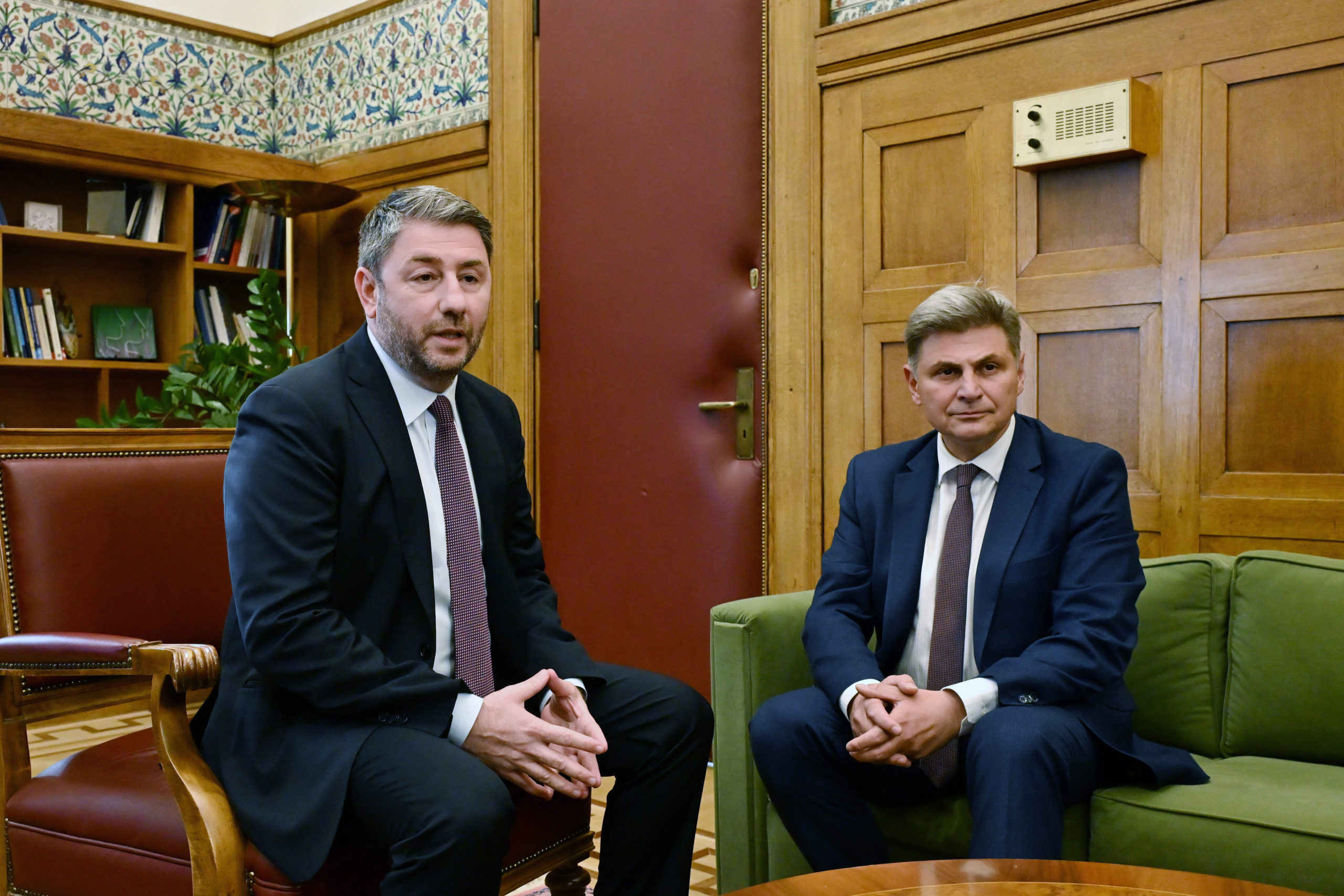 ΠΑΣΟΚ, Νίκος Φαραντούρης, Νίκος Ανδρουλάκης,