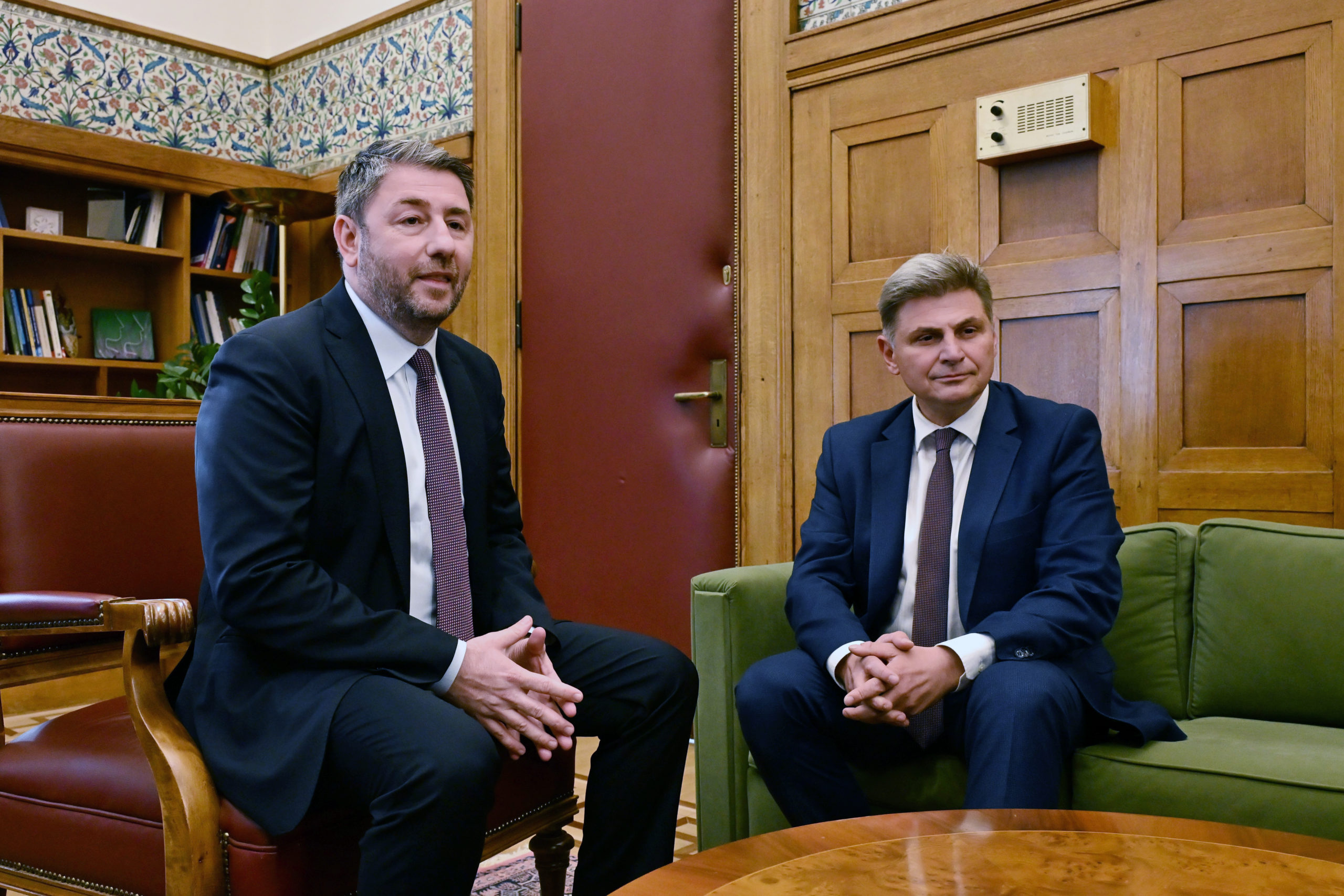 ΠΑΣΟΚ, Νίκος Φαραντούρης, Νίκος Ανδρουλάκης,