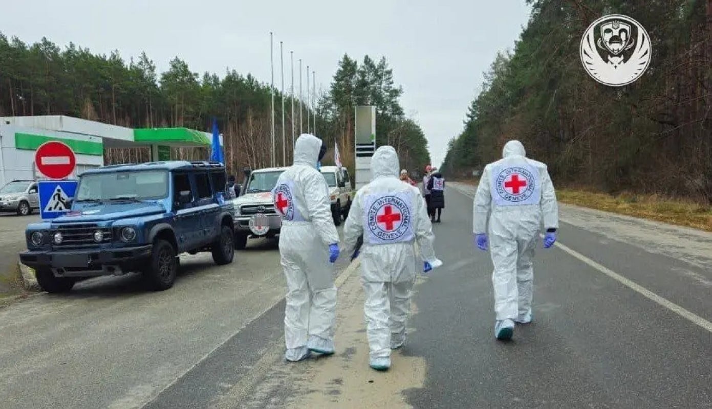 Ουκρανία: Επαναπατρίστηκαν οι σοροί 1.000 ηρωικών στρατιωτών