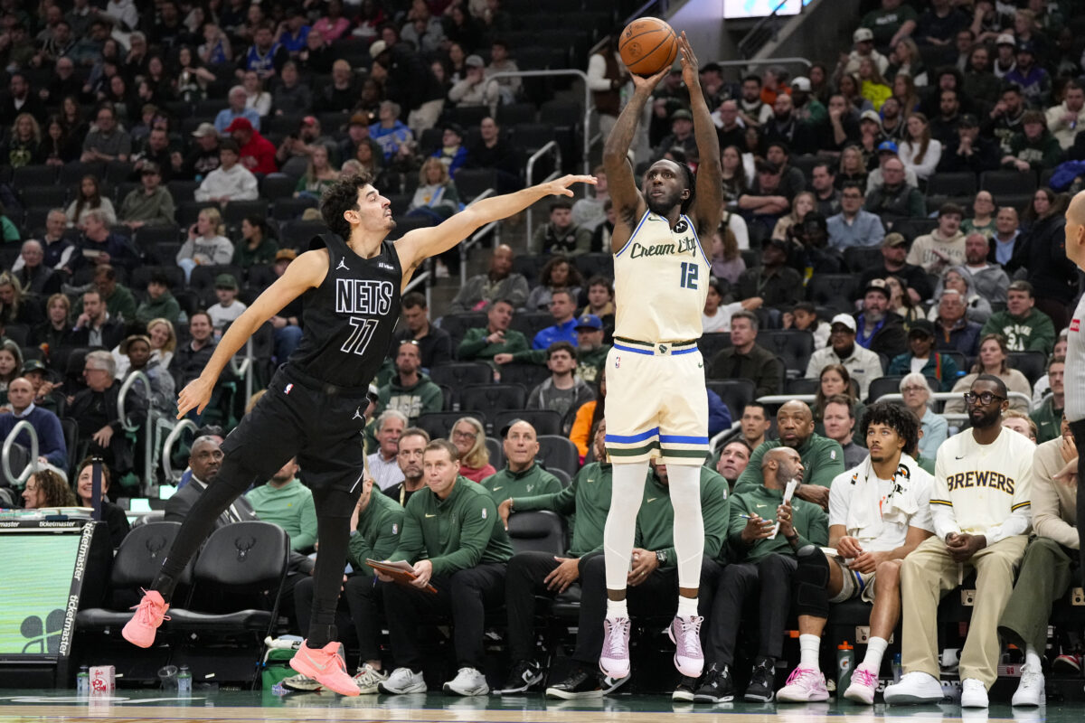 NBA: Οι Μπακς νίκησαν άνετα τους Νετς με αστέρι τον Γκριν, οι Λέικερς του εντυπωσιακού Τζέιμς συνέτριψαν τους Σανς