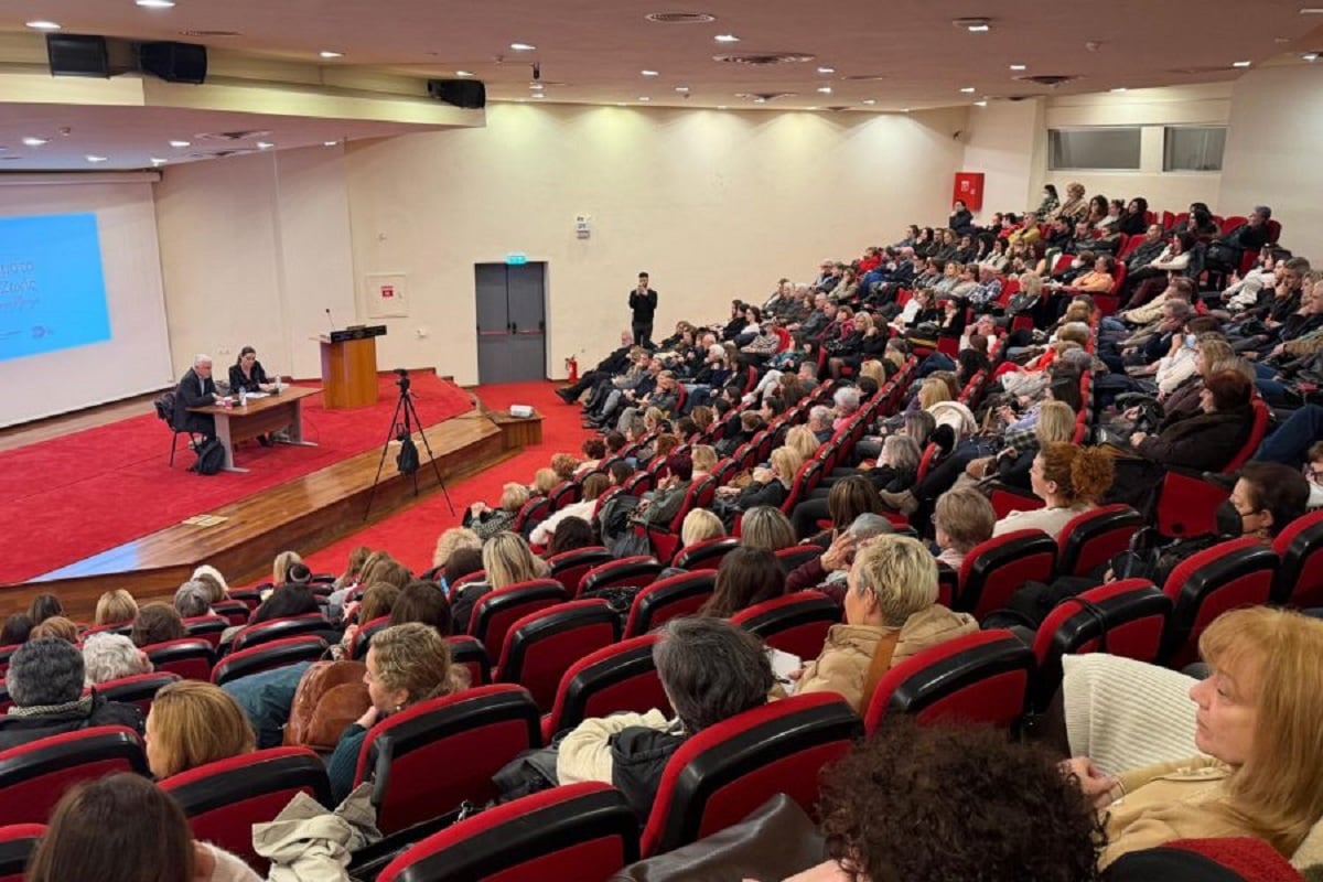 «Μαθήματα Ζωής»: Ένας ζωντανός διάλογος για την ψυχική υγεία περιοδεύει σε όλη την Ελλάδα