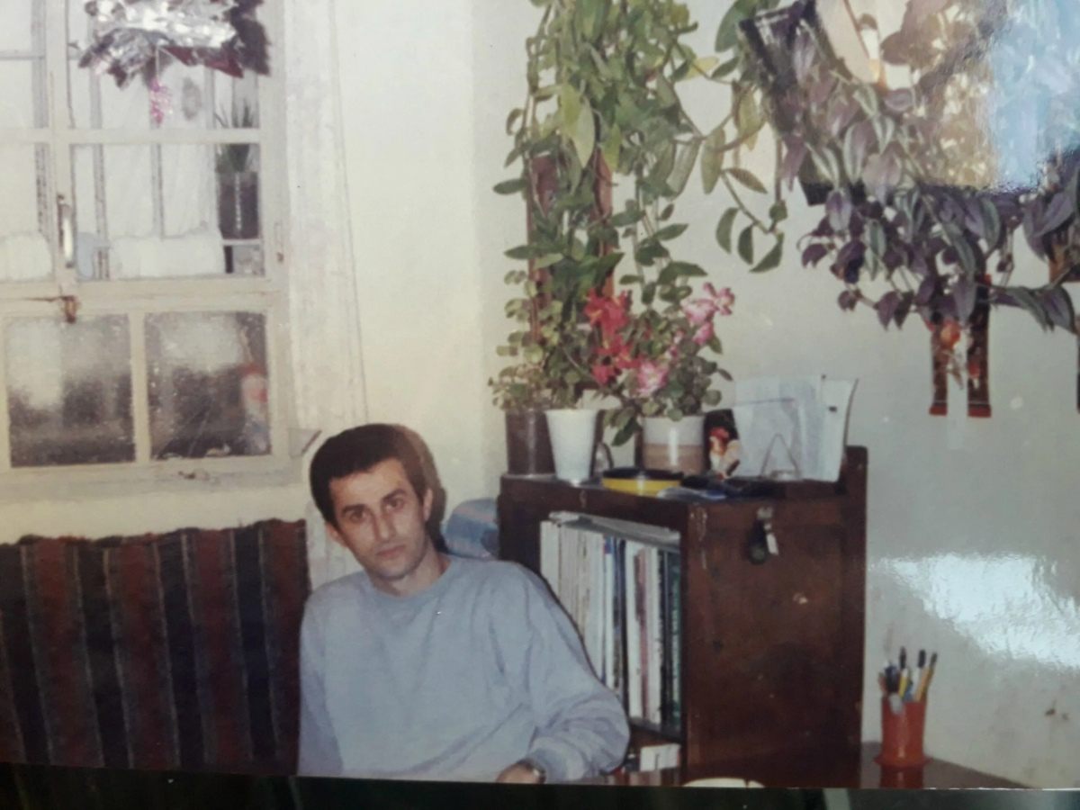 Χρήστος Ρούσσος: Ο ναύτης που δολοφόνησε τον εραστή του και συγκλόνισε τη Δικαιοσύνη στην Ελλάδα του ’70 4 Χρήστος Ρούσσος: Ο ναύτης που δολοφόνησε τον εραστή του και συγκλόνισε τη Δικαιοσύνη στην Ελλάδα του ’70