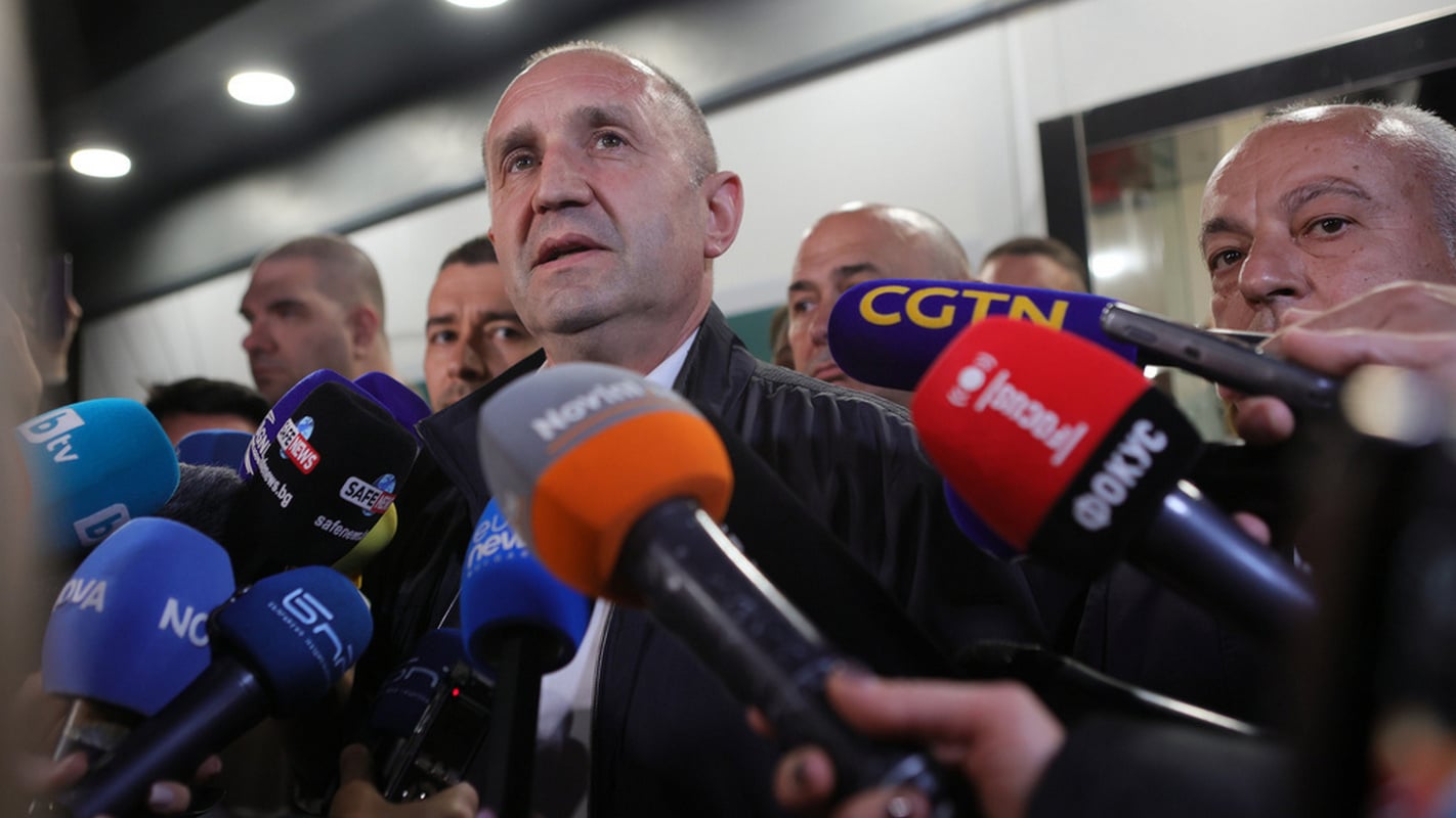 Βουλγαρία: Ο φιλορώσος Ράντεφ κερδίζει τις εκλογές – Υπόσχεται «ρεαλιστική προσέγγιση» στην ΕΕ