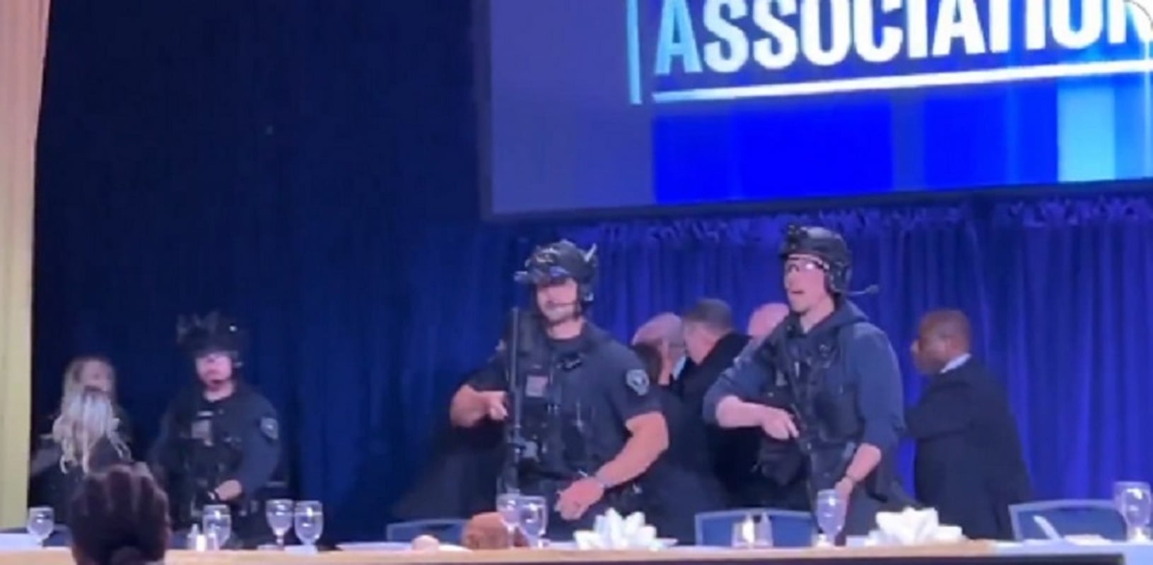 Δηλώσεις Ντόναλντ Τραμπ μετά τους πυροβολισμούς: Στοχεύθηκα από «μοναχικό λύκο» – Δείτε το βίντεο