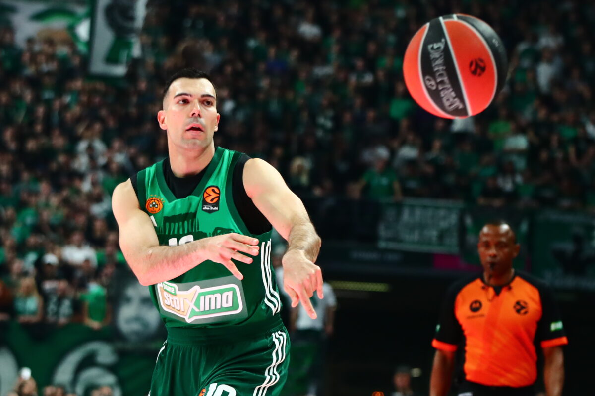 Κώστας Σλούκας: Ο αρχηγός του Παναθηναϊκού υποβάλλεται σε επέμβαση το πρωί της Τρίτης