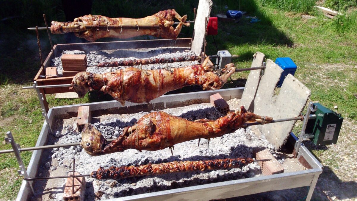 Ο καιρός το Πάσχα: Με υψηλές θερμοκρασίες αλλά και τοπικές βροχές το ψήσιμο του οβελία – Αναλυτική πρόβλεψη