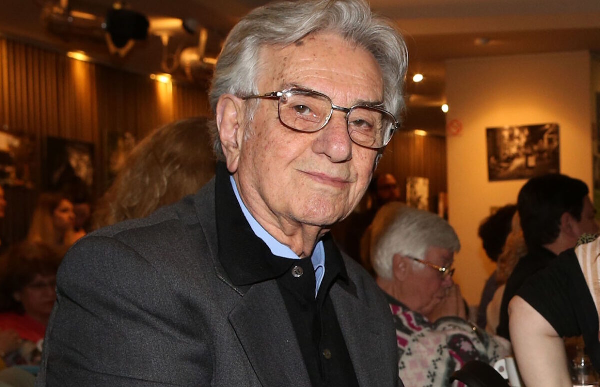 Στέφανος Ληναίος: Αποχαιρετισμός στον μεγάλο ηθοποιό στο αποτεφρωτήριο Ριτσώνας, με μελωδίες Θεοδωράκη, Χατζηδάκι και Λοΐζου