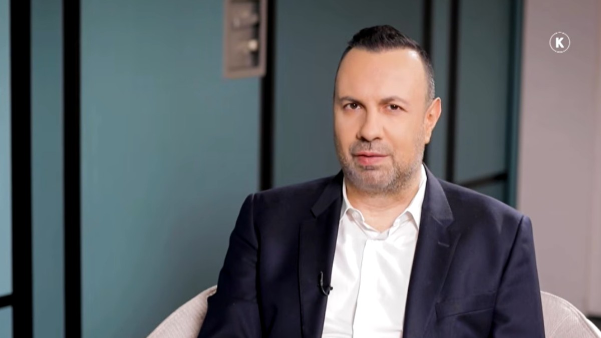 Συνάντηση: Επισκέφθηκε τον Τρύφωνος και αποκάλυψε τον χωρισμό του – «Δύσκολο να ζεις μόνος με δυο παιδιά»