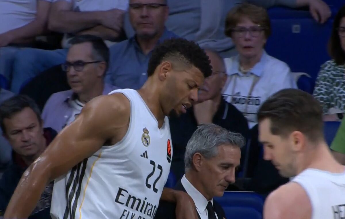 Ο Έντι Ταβάρες τραυματίστηκε και έφυγε κουτσαίνοντας από το Ρεάλ Μαδρίτης – Χάποελ Τελ Αβίβ