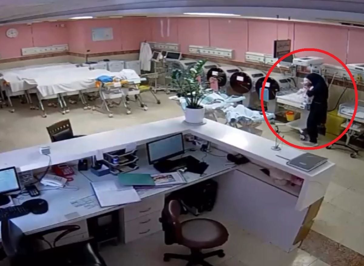 Συγκλονιστικό βίντεο: Η στιγμή που νοσοκομείο στην Τεχεράνη πλήττεται την 1η Μαρτίου – Μαία διασώζει βρέφος κατά την επίθεση