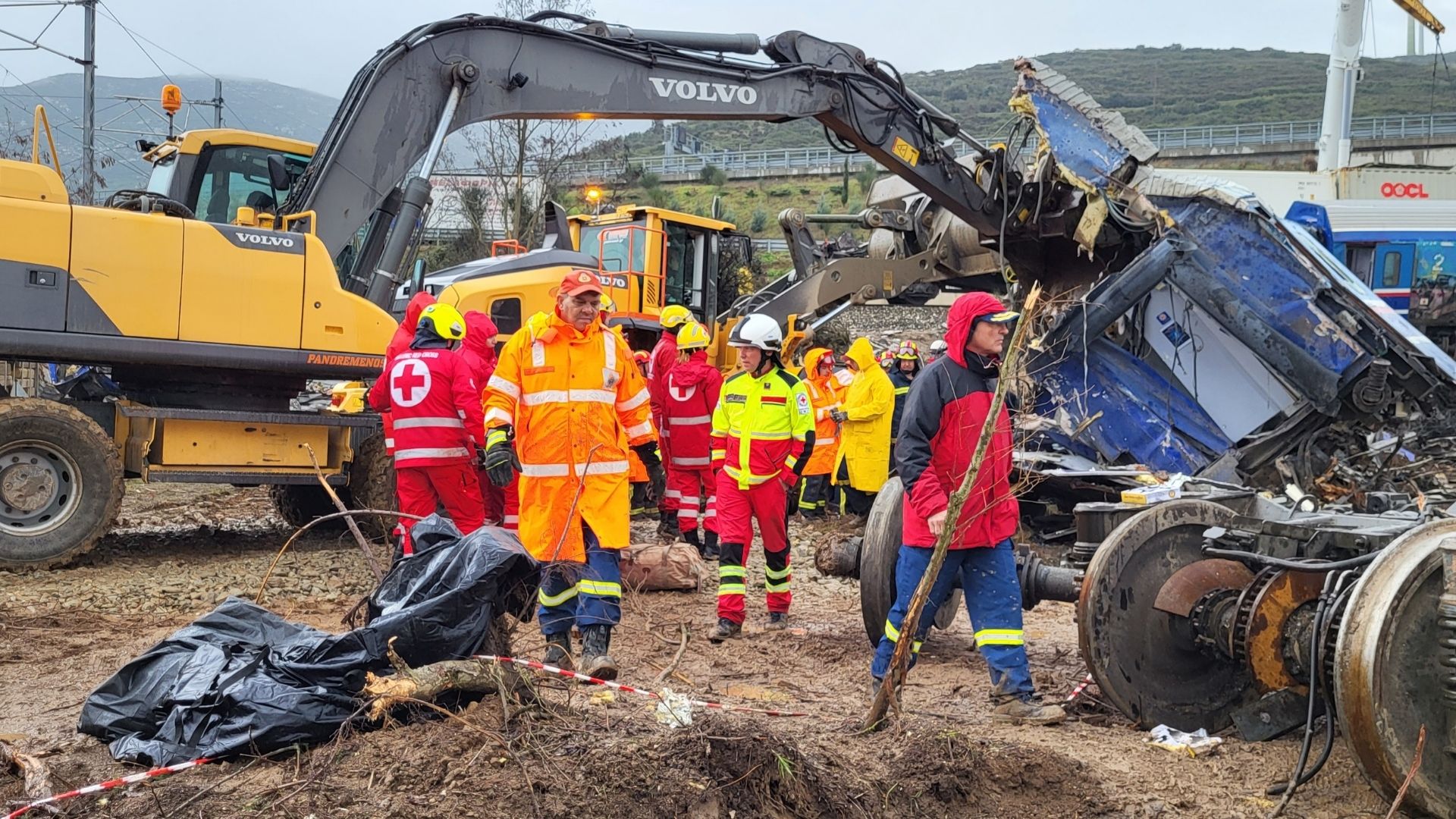 Τέμπη: Αυτό είναι το υλικό που αφαιρέθηκε από το κινητό του δικαστικού εμπειρογνώμονα – Φωτογραφίες που αποκαλύπτονται για πρώτη φορά από την τραγωδία