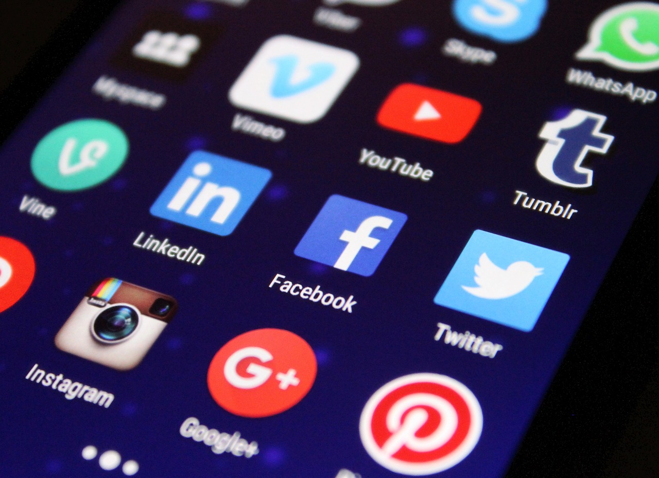 Θες φωτογραφίες σαν influencer; 9 κόλπα που αλλάζουν το παιχνίδι
