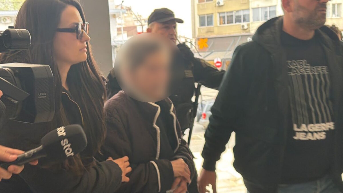 Θεσσαλονίκη: Φυλακίστηκε η 77χρονη για τον θάνατο του 82χρονου άνδρα της – «Είμαι αθώα, δεν τον δολοφόνησα»