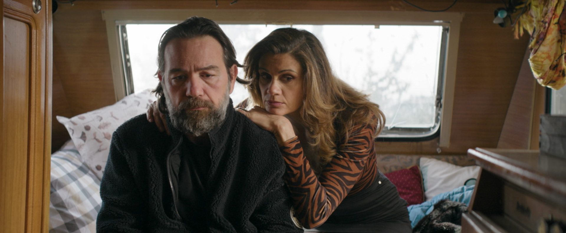 «Το παιδί»: Ο Δημήτρης φεύγει από το Νεοχώρι κρυφά από όλους 4 «Το παιδί»: Ο Δημήτρης φεύγει από το Νεοχώρι κρυφά από όλους